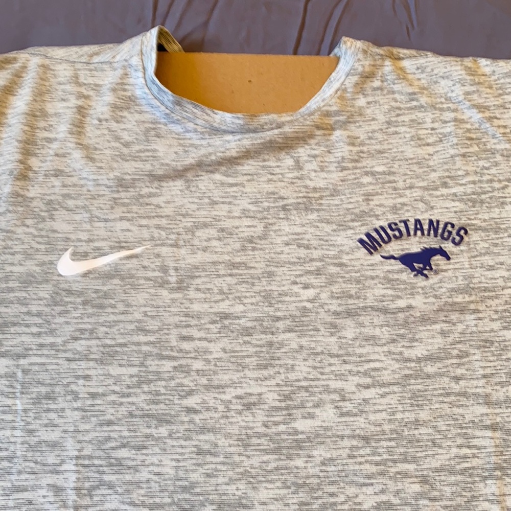 MEN’s SMU NIKE DRI FIT ATHLETIC SHIRT